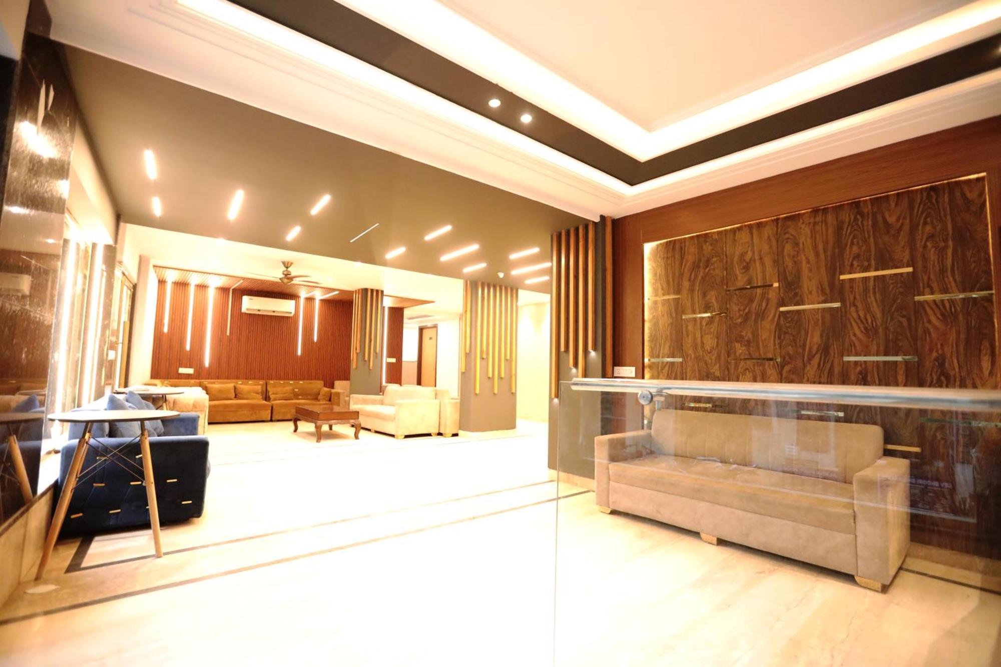 Hotel Del Inn By F9 Hotels - Near Igi Airport ニューデリー エクステリア 写真