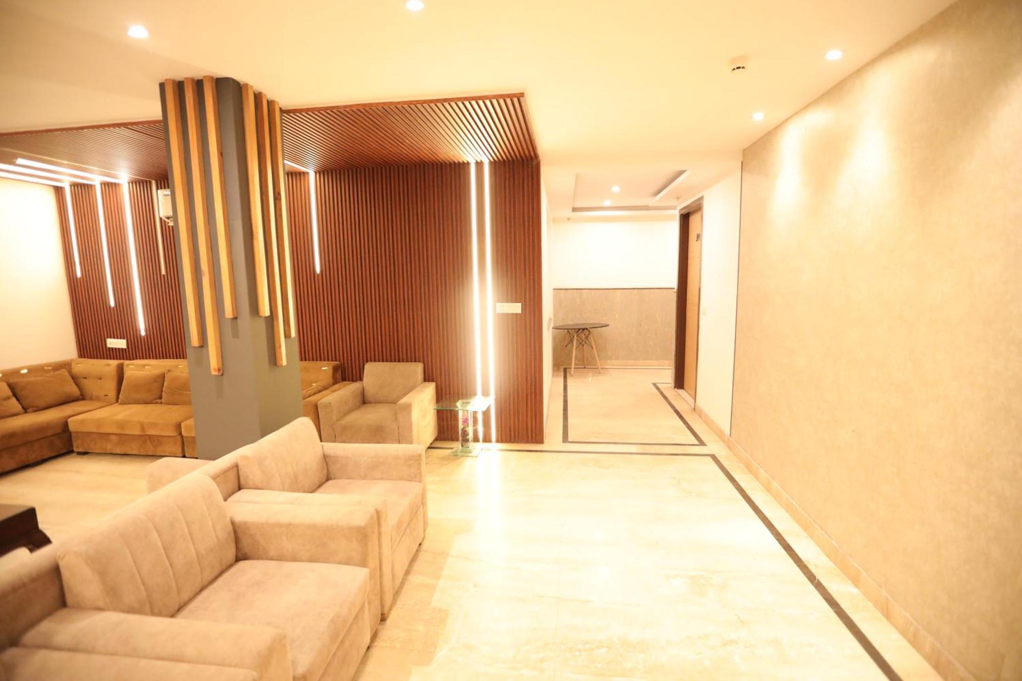 Hotel Del Inn By F9 Hotels - Near Igi Airport ニューデリー エクステリア 写真